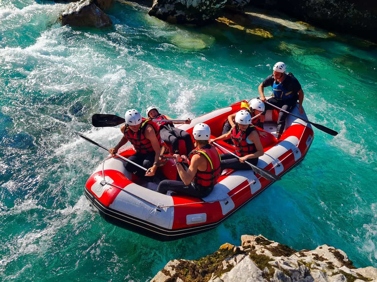 Read more about the article Bovec Rafting vs Canyoning: Which is Right for Me?